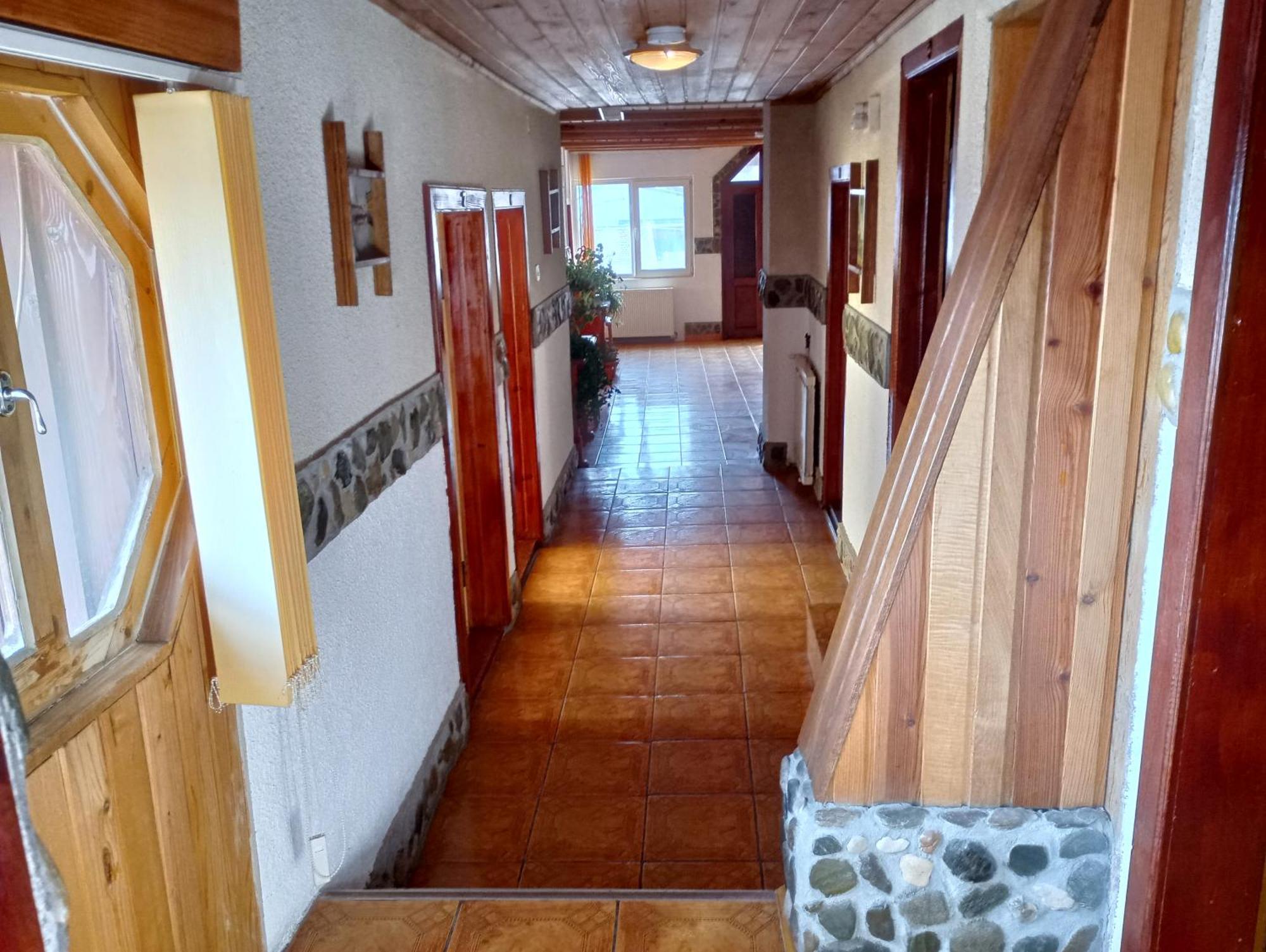Pensiunea Irina 1 Si 2 Zărneşti Buitenkant foto